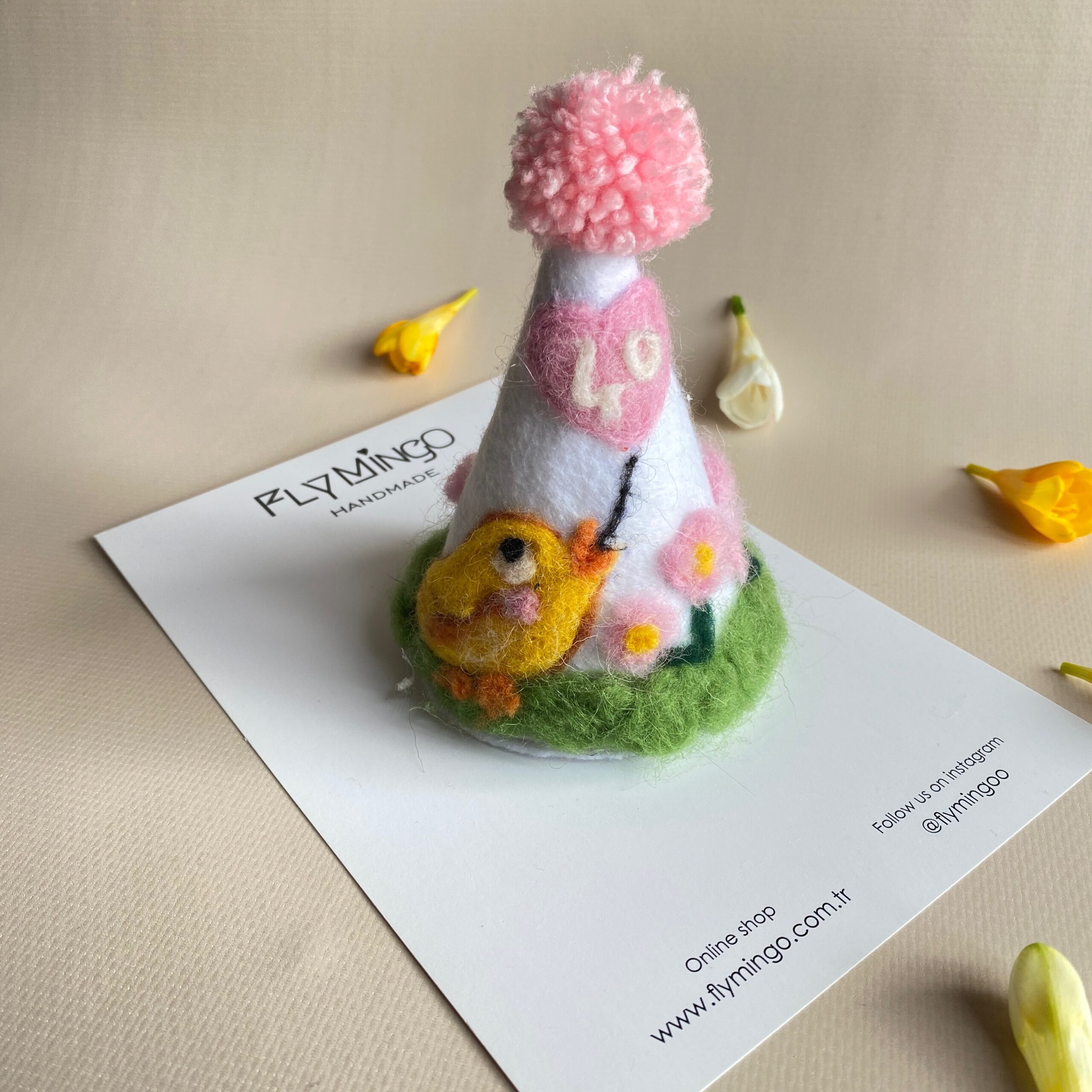 Kız Kırk Uçurma Kukuletası Civciv Figürlü Kız Kırk Uçurma Kukuletası Civciv Figürlü